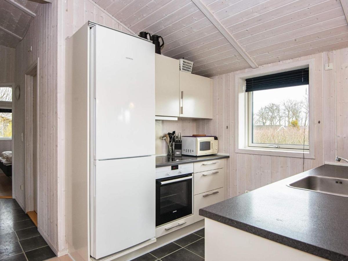 Three-Bedroom Holiday Home In Juelsminde 18 Sonderby  Bagian luar foto